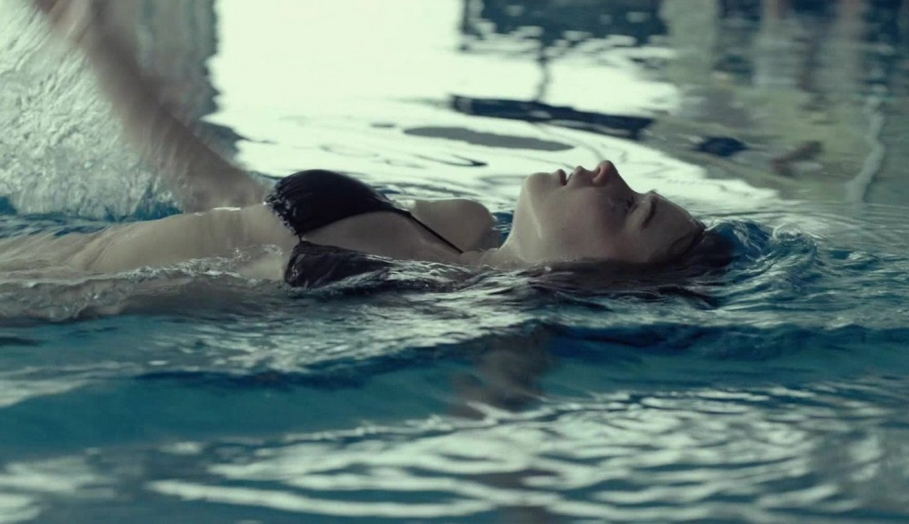 Elena flying in underwear