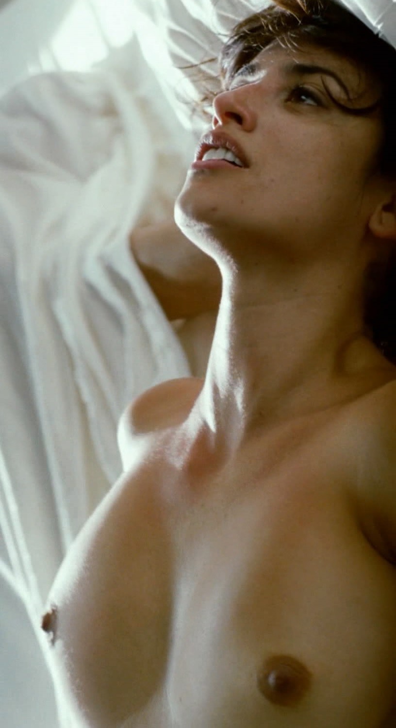 Penelope Cruise Tits 2020