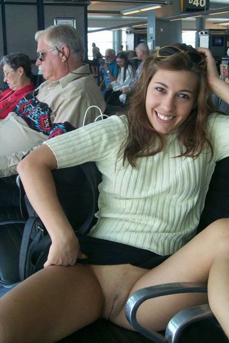 The girl bent without panties