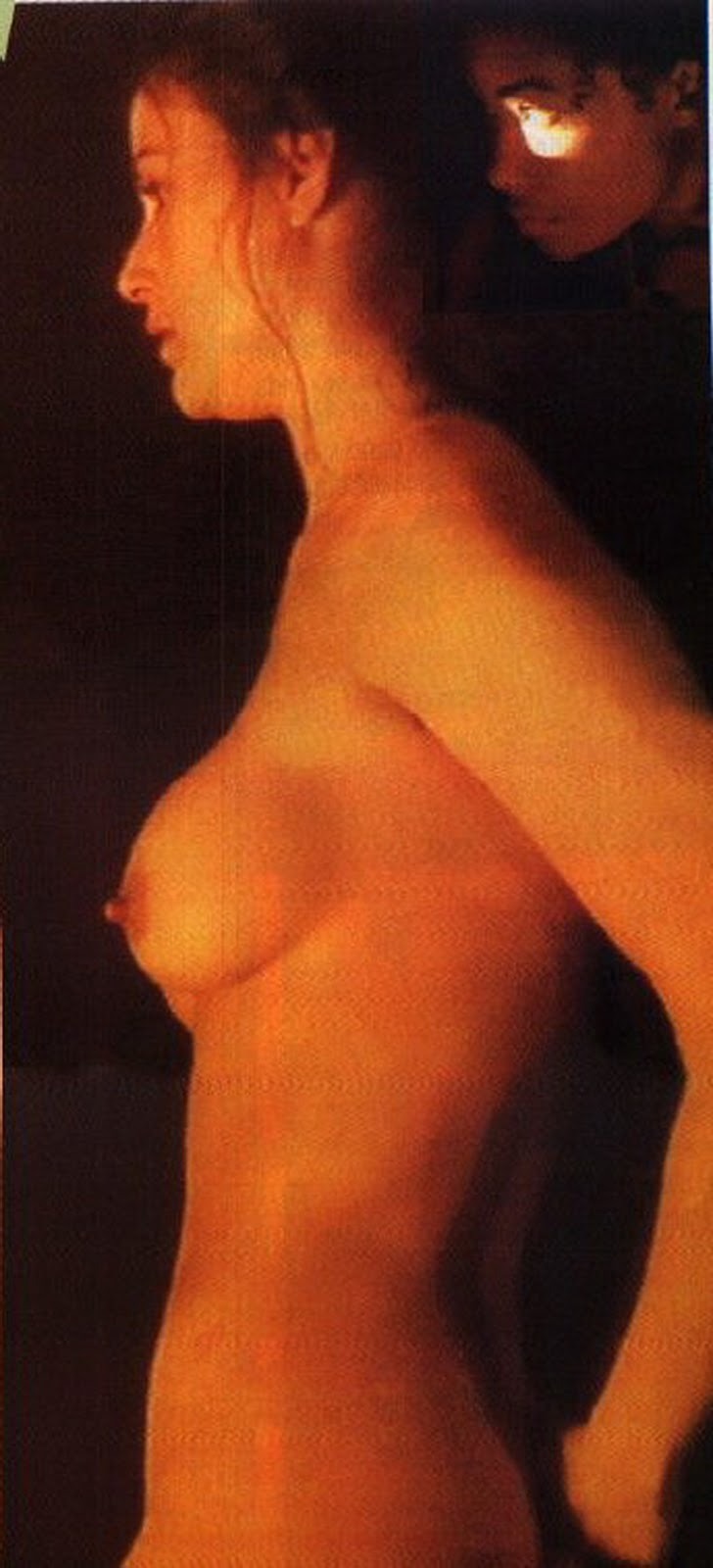 Dami Moore in the film Siripthesis breasts