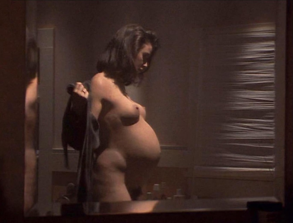 Demi Moore striptease breasts